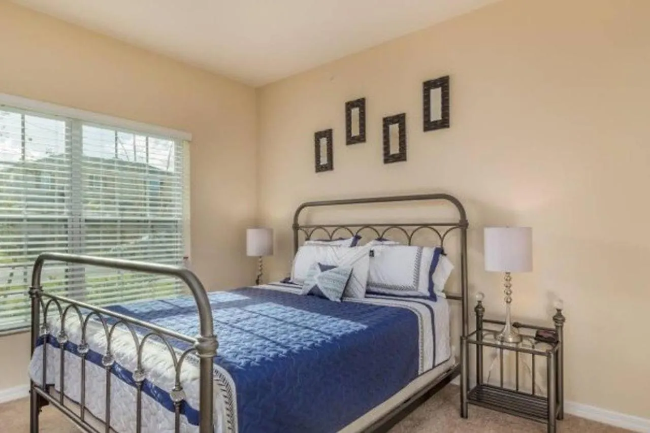 Marbella South - Lovely 5Bd/3.5Ba Ph #5Ms040 Davenport