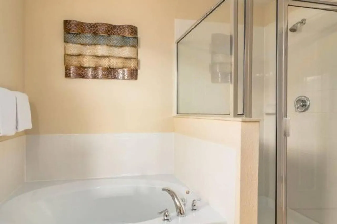 Marbella South - Lovely 5Bd/3.5Ba Ph #5Ms040 Davenport United States